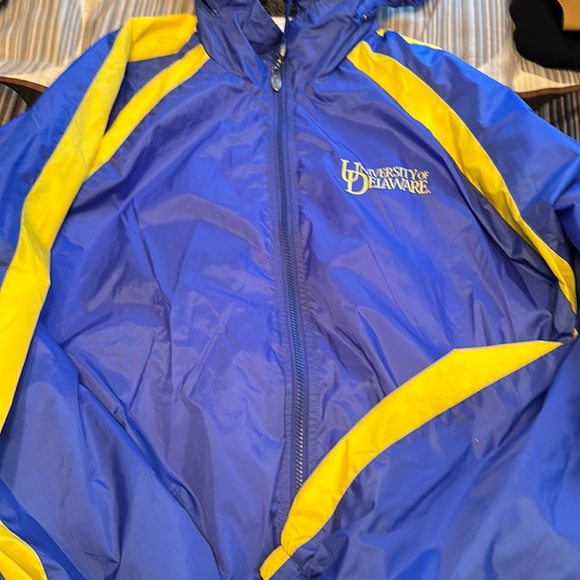 University of Delaware wind breaker jacket - Picture 1 of 5